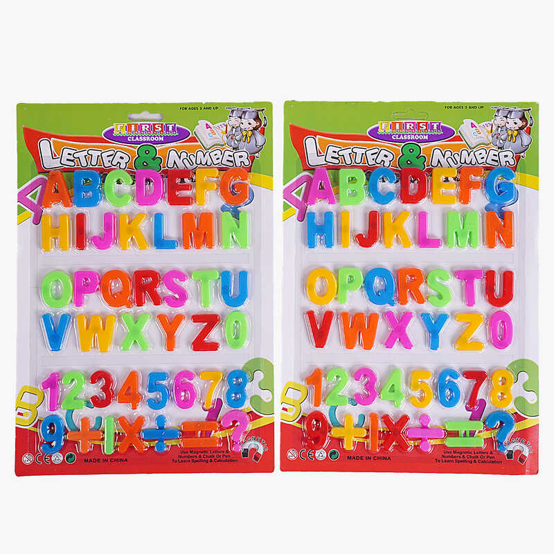 Набір букв та цифр 8202-7 (200/2) 2 види, магнітні, 26 літер, арифметичні знаки, на листі
