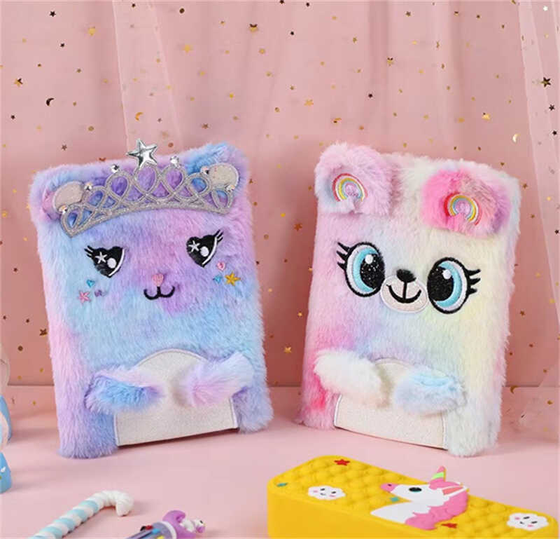 Блокнот М 18133 (120) 2 види,15 х 21 см, хутряна обкладинка, у лінійку, у пакеті