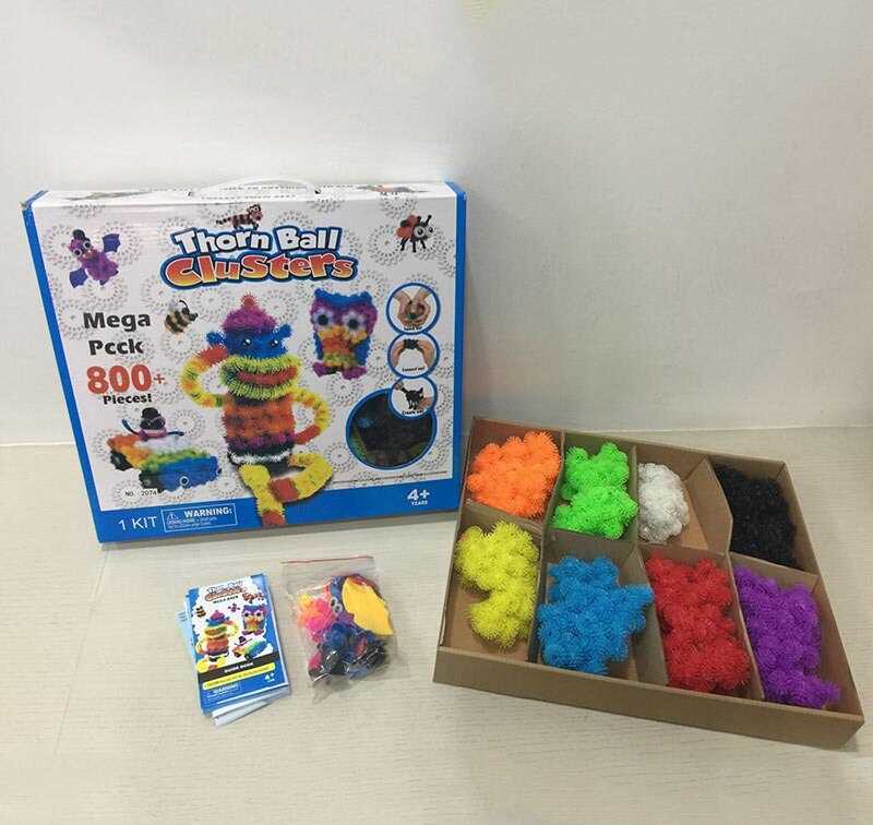 Конструктор 2074 (24/2) 800 деталей, 36 аксесуарів, кульки-липучки, в коробці