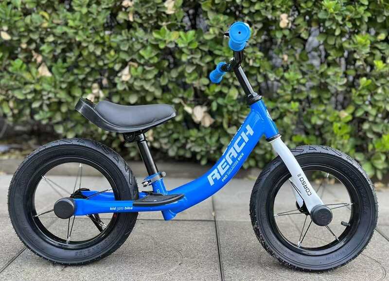 Велобіг "CORSO Reach" RC-9082-47 (1) сталева рама, колесо 12", надувні колеса, підніжка, підставка для ніг, дзвіночок