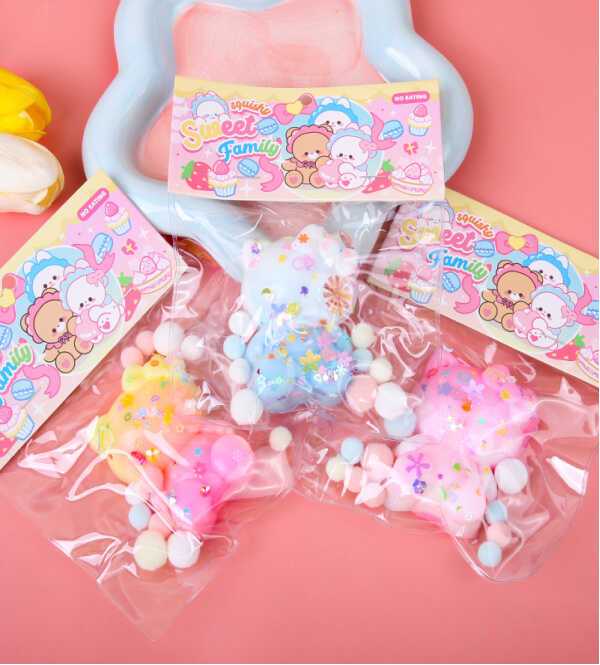 Гра антистрес C 71227 (24) ЦІНА ЗА 14 ШТУК В БЛОЦІ, герой, блискітки, м’які кульки, в коробці