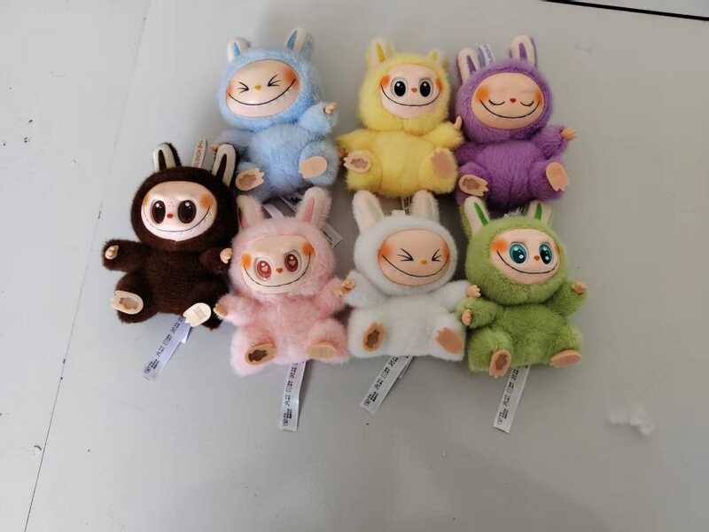 М`яка іграшка-брелок M 18918 (300)  герой, рухомі ручки, голова та ніжки, ВИДАЄТЬСЯ ТІЛЬКИ МІКС ВИДІВ